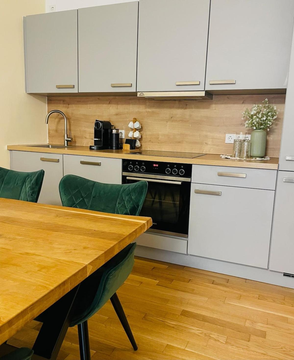 Design Loft Am Hauptbahnhof - Modern Mit Parkplatz Appartamento