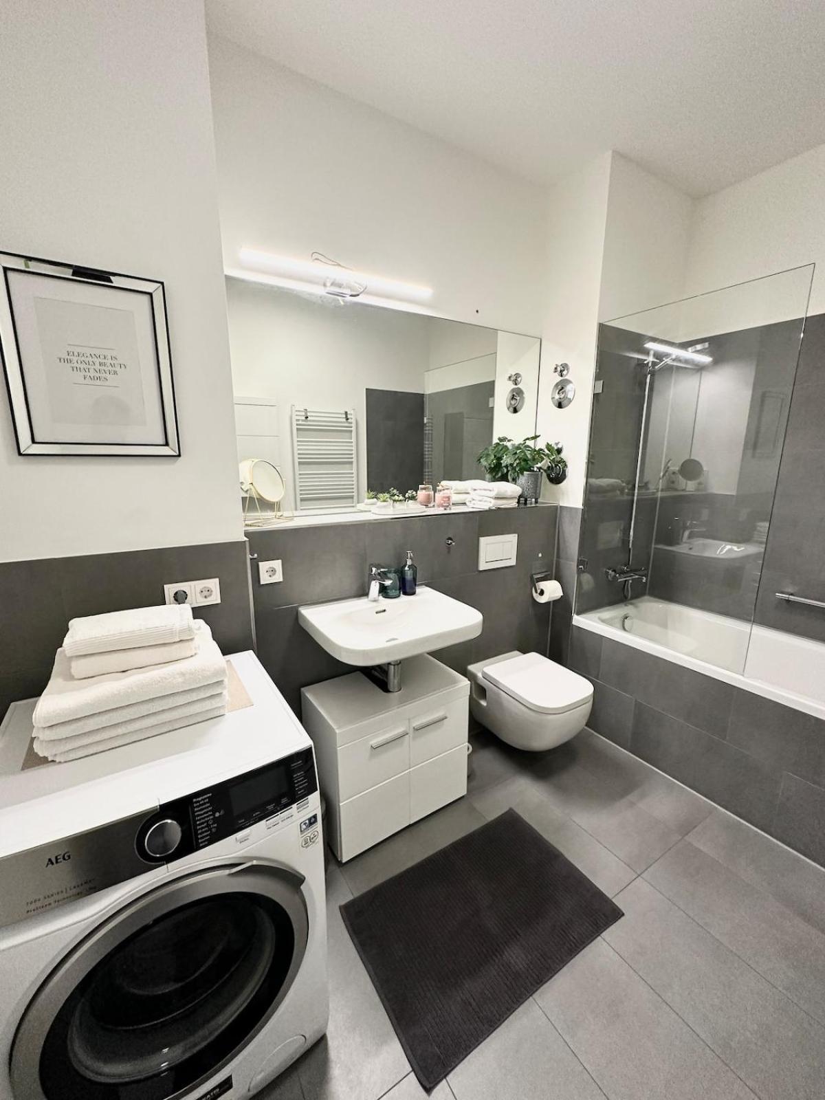Design Loft Am Hauptbahnhof - Modern Mit Parkplatz